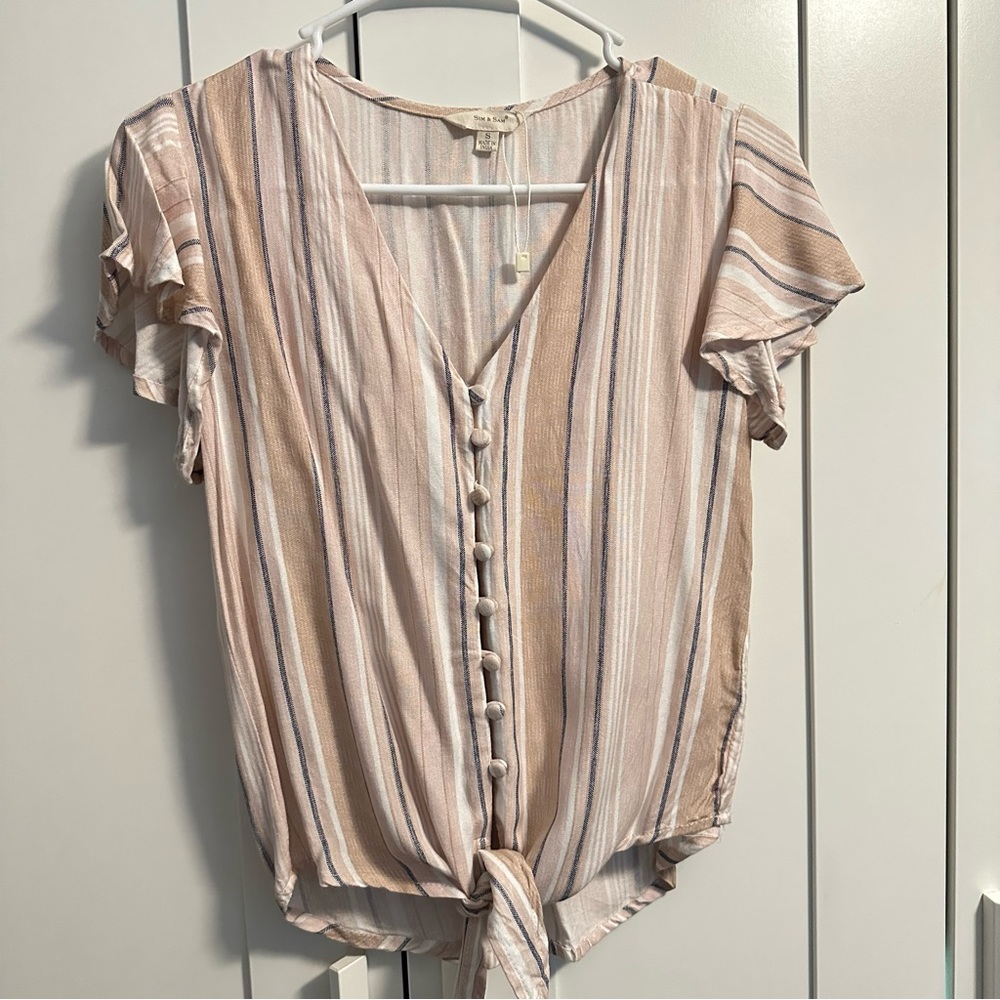Botton up tie front pink striped blouse